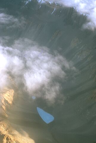 [Cappelle100.jpg]
Return flight from Dome C to McMurdo above the Dry valleys.