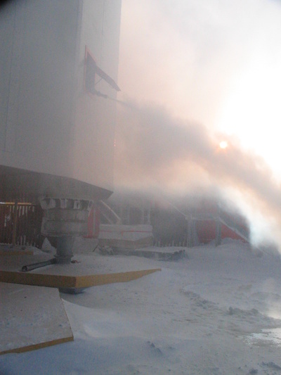 [20050927_012_WaterSpray.jpg]
Water being sprayed out the window during the fire drill, in other words a very expensive way to add some snow to Antarctica... The main problem with this outside tank method is that the pipes running from it are cold and if you stop the flow, the water freezes instantly.