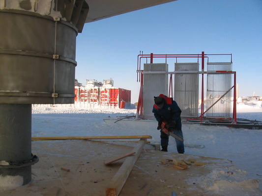 [20051010_7_MichelChainsaw.jpg]
Michel cutting wood to build a parking area for snowmachines, next to the garage.