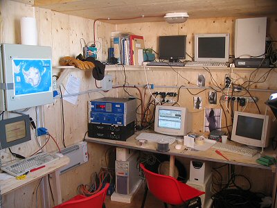 [Container2.jpg]
'My' container after Karim and Tatiana installed some more equipment: 2 PCs on the ledge above mine, several acquisition wires running from outside and a whole new mess of tangled cables to deal with. Fortunately they operate everything remotely (thanks VNC !). My equipment is also visible, from left to right: the meteoflux acquisition PC in the grey box mounted on the wall, with its tiny monitor underneath, the electronics of the Sodar and its acquisition PC, the radiometer PC.