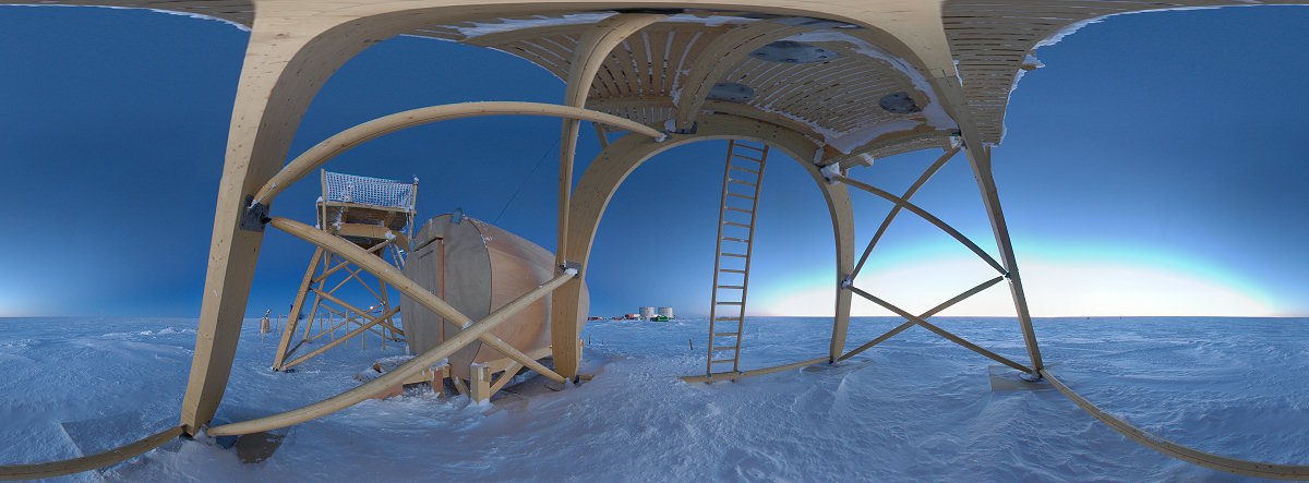 [PanoConcordiAstro.jpg]
Excerpt from a spherical panorama taken below the ConcordiAstro platform.