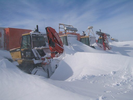 [SnowedUpTraverse.jpg]
The Traverse after a stormy night (Photo Katell).