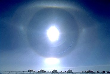 [PearyArcs.jpg]
Peary's arcs, aka sundog at Dome C.