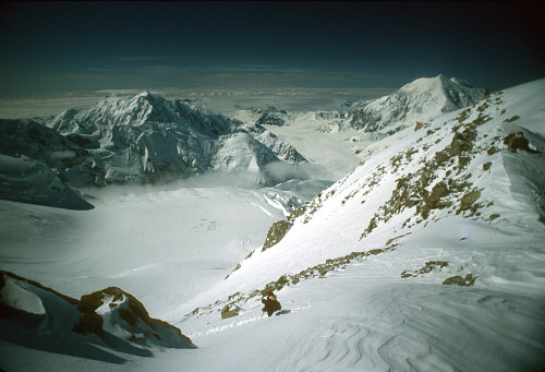 [RidgeAfterStorm.jpg]
The 14000ft pass after the storm. In the back of the picture you can see Mt Hunter on the left and Mt Foraker on the right.