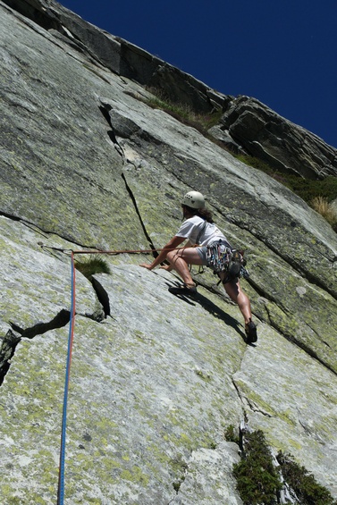 [20090823_124511_Seloge.jpg]
Nice easy crack to take a break from all the slab climbing.