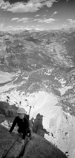 [TenaillesSL_VPano.jpg]
Jenny on Soleil Levant (vertical panorama), Ecrins.