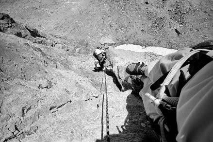 [TenaillesVV_Chimney.jpg]
Jenny on Vol et Volupté, Tenailles de Montbrison