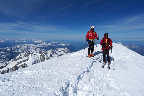 [20120602_080956_MtBlancDescent.jpg]
Mauro and I getting ready to ski down the north face of Mt Blanc.