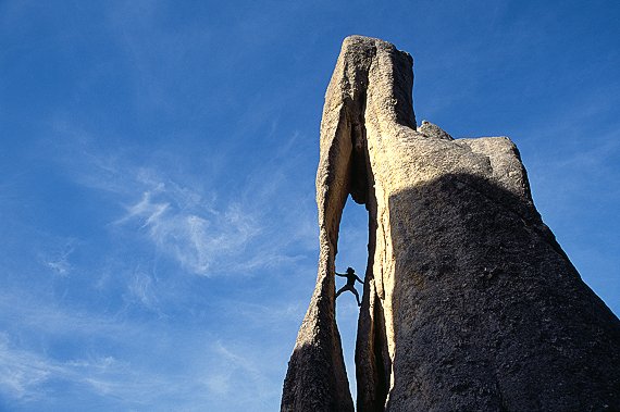 [Needles_Eye.jpg]
That's me soloing the Needle's Eye.