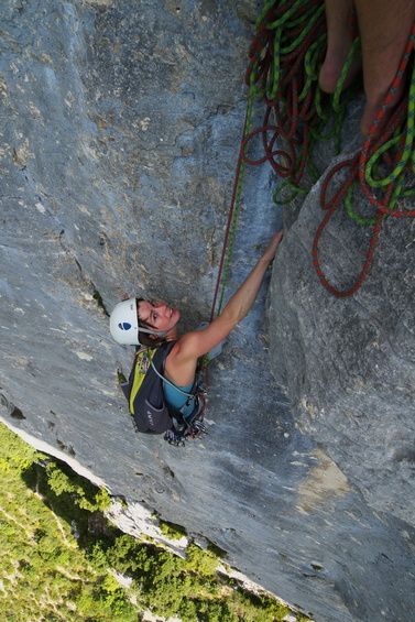 [20100808_114342_OmblezeMeta.jpg]
Meta climbing a long route at Ombleze.