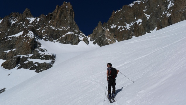 [20110326_110055_GrandeRuine.jpg]
Going up the Grande Ruine with Benoit.