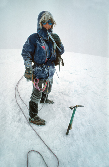 [ChimborazoSummit.jpg]
Icy fog on the summit of Chimborazo, Ecuador.