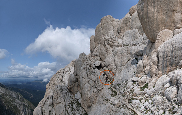 [20080817_130355_CornoPiccoloNormalePano_.jpg]
Coming down the normal route of Corno Piccolo.