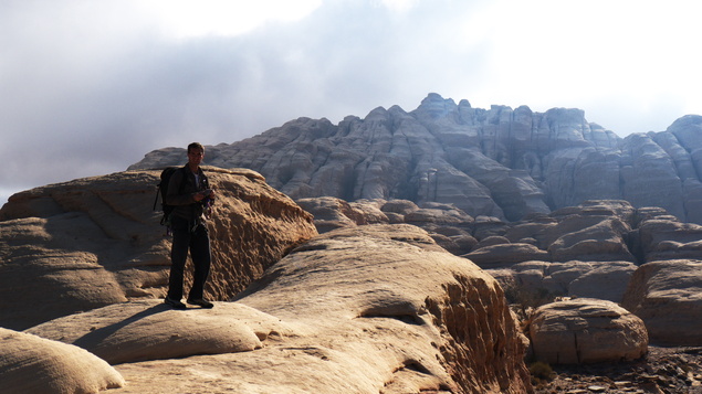 [20111106_080953_ThamudeanRd.jpg]
First view on the summit. Makes you wonder where the Minotaur is hiding...