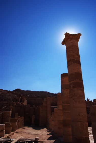 [20111108_125302_Petra.jpg]
Column still standing in the great temple.