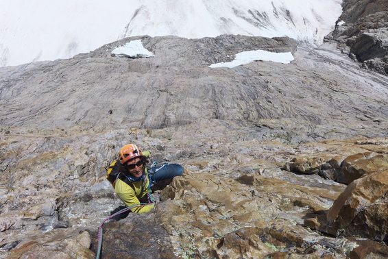 [20130727_145044_LaMeije_LesGrimpeursSeCachentPourOuvrir.jpg]
Ago on the excellent orange granite of the headwall.