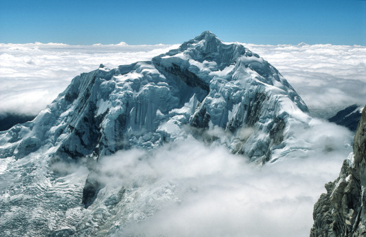 [ChopicalquiFromHuascaran.jpg]
Chopicalqui (6354m), seen from Huascaran.