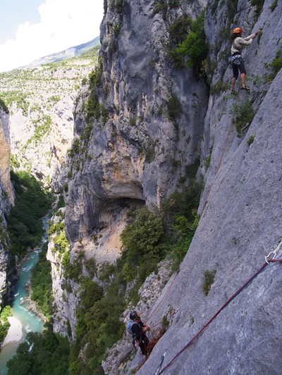 [20090601_122305_Verdon.jpg]
Hubert and Christine climbing next to us.