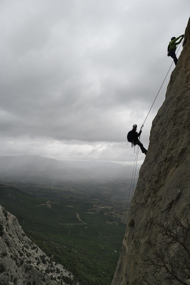 [20121101_105340_Cusidore.jpg]
Hasty retreat after being rained on once too many times. 4 pitches done only, we'll be back.