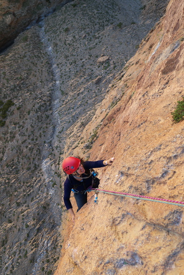 [20120513_092952_OujdadBaraka.jpg]
Technical climbing on Baraka.