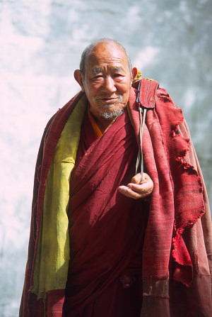 [Monk.jpg]
One of the few monks remaining. In some temples you hardly see any. Most have fled the country to escape chinese persecutions.