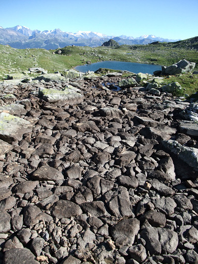 [20080803_174630_RockLake.jpg]
Rock field near the Portette lake.