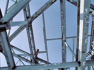 Construction of the metallic structure of Concordia station