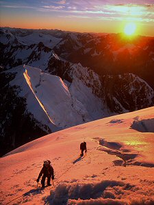 Sunrise on the Lendenfeld ridge of Mt Tasman